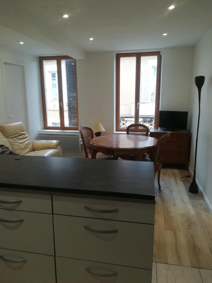 3 Pieces Pont De Loire Plein Centre Face Musee Apartment Nevers Luaran gambar