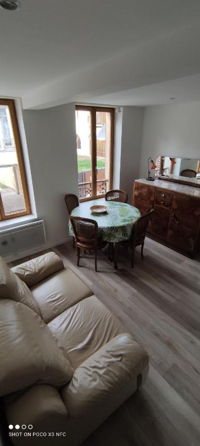 3 Pieces Pont De Loire Plein Centre Face Musee Apartment Nevers Luaran gambar